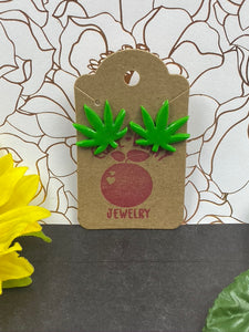 Green Clay Weed Leaf Studs || 420 Stoner Gift || Handmade Marijuana Jewelry || Cannabis - Cute Berry Jewelry