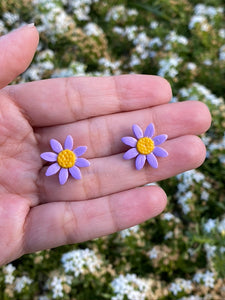 Cute Clay Light Violet Daisy Flower Stud Earrings - Cute Berry Jewelry