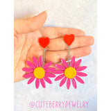 Cute Clay Pink Daisy Dangle Earring with Heart Stud 🌸🌸🌸 - Cute Berry Jewelry