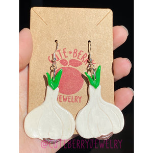 Cute Clay Garlic Dangle Earrings 🧄 🧄 🧄 - Cute Berry Jewelry